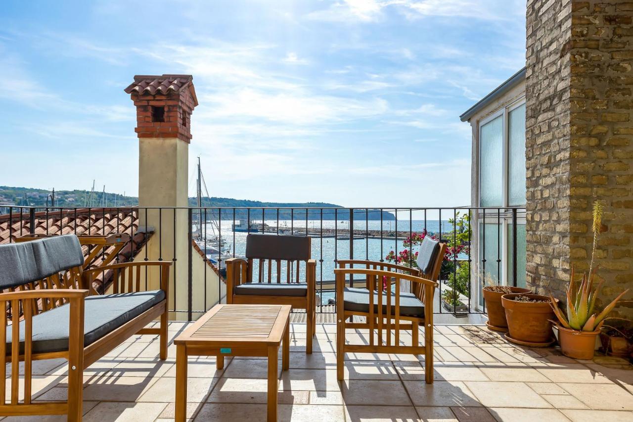 Vila Adriana Izola Luaran gambar